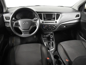 Седан Hyundai Solaris 2019 года, 1165200 рублей, Казань