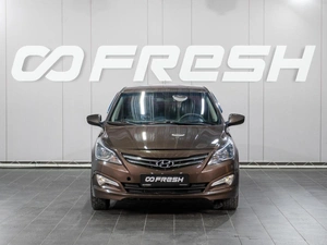 Седан Hyundai Solaris 2015 года, 899000 рублей, Сургут