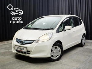 Хетчбэк Honda Fit 2011 года, 797000 рублей, Красноярск