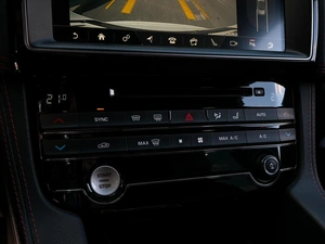 Внедорожник Jaguar F-Pace 2020 года, 3700000 рублей, Волгоград