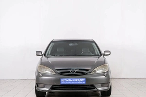 Седан Toyota Camry 2004 года, 899000 рублей, Красноярск