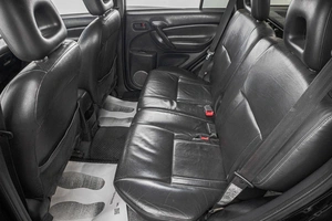 Внедорожник Toyota RAV4 2004 года, 889000 рублей, Барнаул