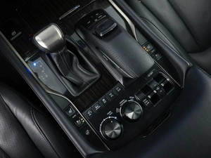 Внедорожник Lexus LX 2020 года, 8199077 рублей, Москва