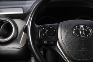 Внедорожник Toyota RAV4 2015 года, 2149000 рублей, Новосибирск