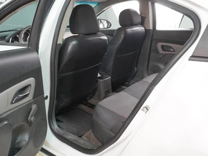 Седан Chevrolet Cruze 2010 года, 649000 рублей, Воронеж