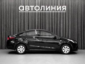 Седан Kia Rio 2019 года, 980000 рублей, Красноярск