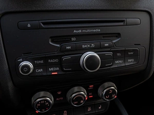Хетчбэк Audi A1 2011 года, 990000 рублей, Краснодар