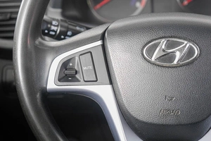 Седан Hyundai Solaris 2011 года, 749000 рублей, Кемерово