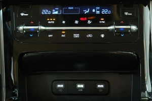 Минивэн Kia Carnival 2021 года, 4359000 рублей, Омск