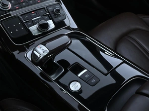 Седан Audi A8 2015 года, 2799000 рублей, Волгоград