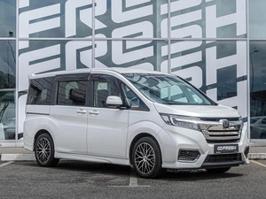 Минивэн Honda Stepwgn 2018 года, 2130000 рублей, Краснодар