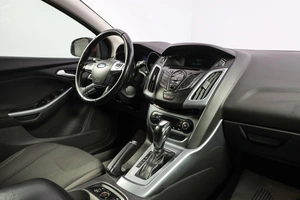 Хетчбэк Ford Focus 2012 года, 829000 рублей, Новосибирск
