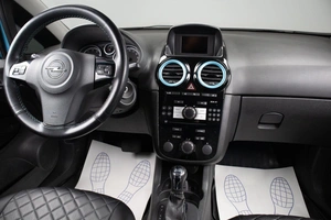 Хетчбэк Opel Corsa 2011 года, 709000 рублей, Оренбург