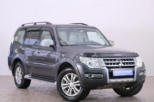 Внедорожник Mitsubishi Pajero 2017 года, 3349000 рублей, Омск