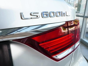 Седан Lexus LS 2013 года, 2677000 рублей, Тверь