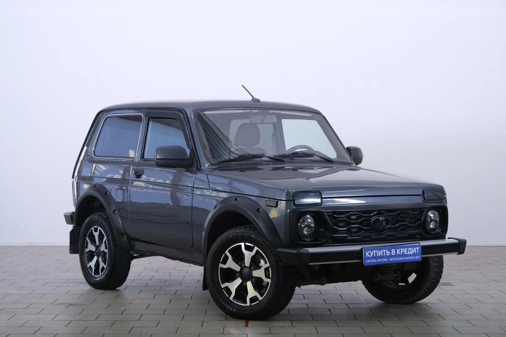 Внедорожник ВАЗ (LADA) 4x4 (Нива) 2020 года, 819000 рублей, Омск