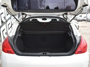 Хетчбэк Peugeot 308 2009 года, 520000 рублей, Краснодар