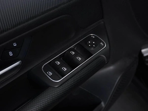 Внедорожник Mercedes-benz GLB-класс 2021 года, 3000055 рублей, Москва