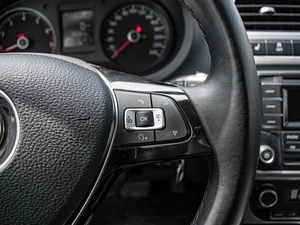 Седан Volkswagen Polo 2017 года, 1370000 рублей, Краснодар