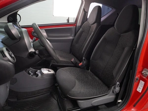 Хетчбэк Peugeot 107 2011 года, 509000 рублей, Воронеж