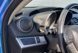 Седан Mazda 3 2011 года, 906000 рублей, Солонцы