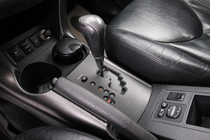 Внедорожник Toyota RAV4 2012 года, 1649000 рублей, Красноярск