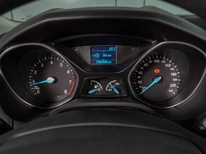 Хетчбэк Ford Focus 2015 года, 949900 рублей, Воронеж