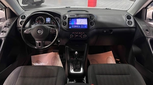 Внедорожник Volkswagen Tiguan 2012 года, 1397000 рублей, Красноярск