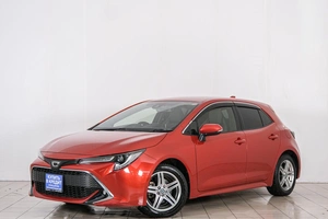 Хетчбэк Toyota Corolla 2018 года, 1519000 рублей, Красноярск