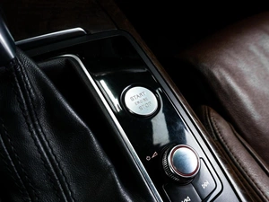 Универсал Audi A6 Allroad Quattro 2012 года, 2349000 рублей, Тюмень