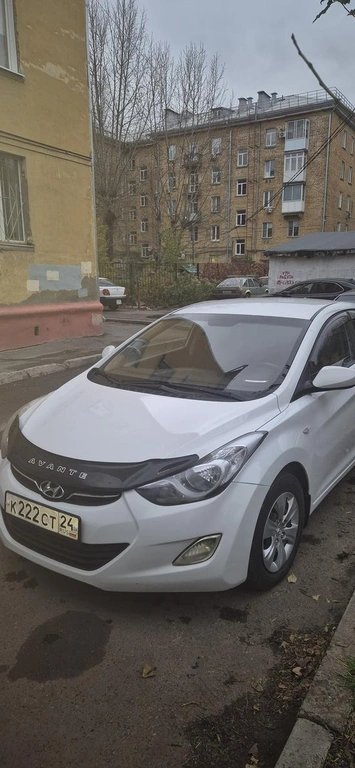 Седан Hyundai Elantra 2011 года, 670000 рублей, Красноярск