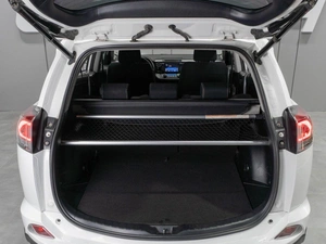 Внедорожник Toyota RAV4 2017 года, 2769000 рублей, Тюмень