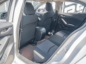 Хетчбэк Mazda 3 2014 года, 1310000 рублей, Краснодар