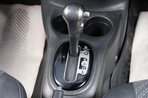 Хетчбэк Nissan Note 2013 года, 899000 рублей, Новосибирск