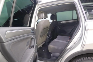 Внедорожник Volkswagen Tiguan 2018 года, 2710000 рублей, Брянск