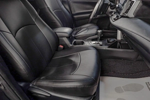 Внедорожник Toyota RAV4 2017 года, 2589000 рублей, Челябинск