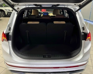 Внедорожник Hyundai Santa Fe 2021 года, 3400000 рублей, Красноярск