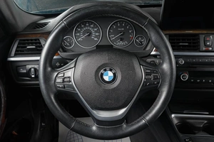 Седан BMW 3 серия 2015 года, 2019000 рублей, Тюмень
