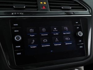 Внедорожник Volkswagen Tiguan 2018 года, 2149046 рублей, Москва