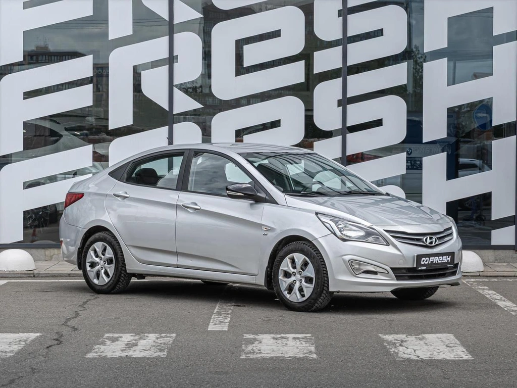 Седан Hyundai Solaris 2016 года, 975000 рублей, Краснодар