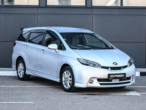 Минивэн Toyota Wish 2010 года, 989000 рублей, Кирилловка