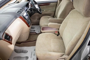 Минивэн Toyota Ipsum 2002 года, 699000 рублей, Барнаул