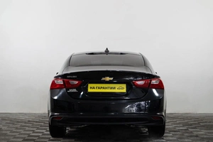 Седан Chevrolet Malibu 2017 года, 1269000 рублей, Сургут