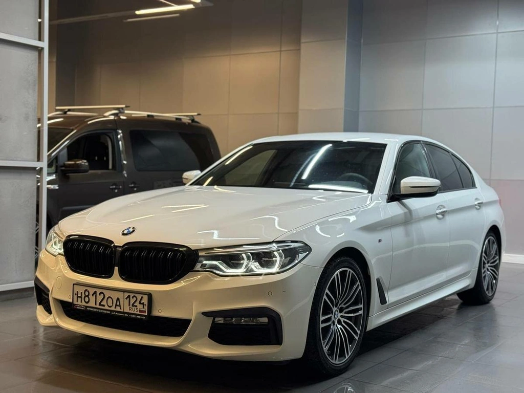 Седан BMW 5 серия 2018 года, 3697000 рублей, Красноярск