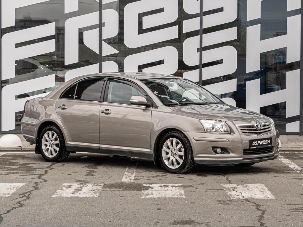 Седан Toyota Avensis 2006 года, 777000 рублей, Краснодар