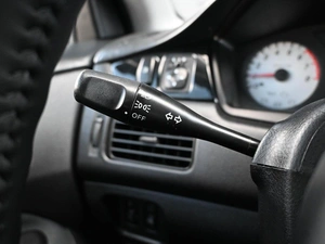Седан Mitsubishi Lancer 2006 года, 599000 рублей, Кирилловка