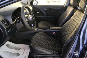 Седан Toyota Avensis 2009 года, 1159000 рублей, Омск