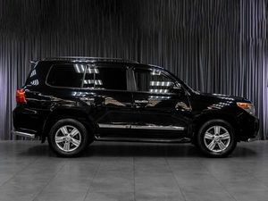 Внедорожник Toyota Land Cruiser 2013 года, 3609000 рублей, Тюмень