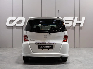 Минивэн Honda Freed 2010 года, 1199000 рублей, Тюмень