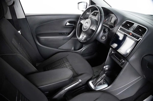 Седан Volkswagen Polo 2015 года, 959000 рублей, Пермь